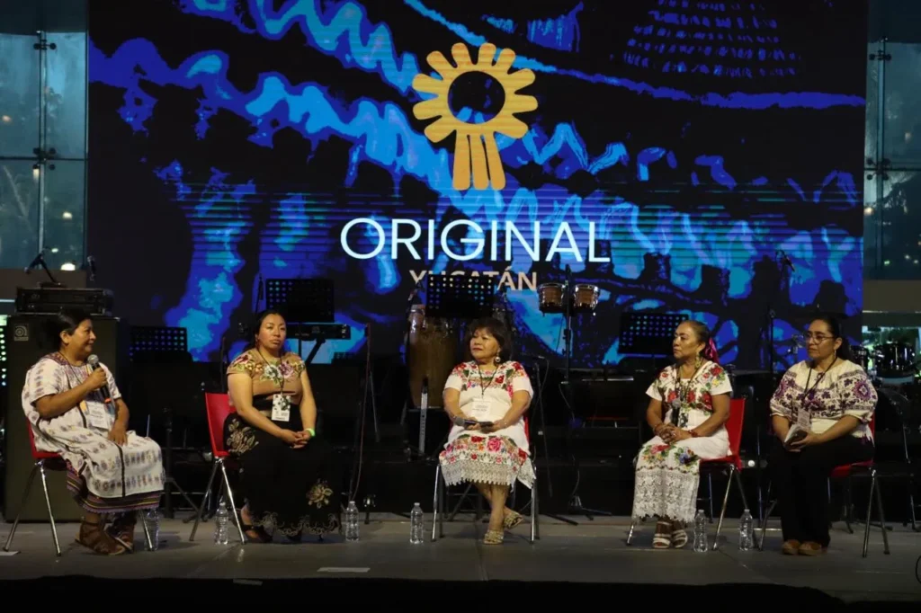 La Orquesta Típica Yukalpetén cierra con broche de oro Original Yucatán, la gran pasarela del arte popular